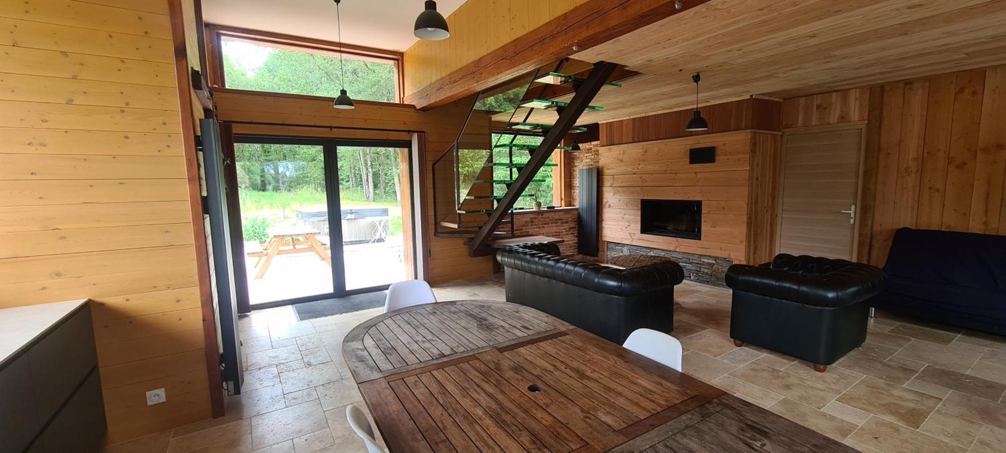 La Maison Dans Les Bois Soucelles Exterior photo